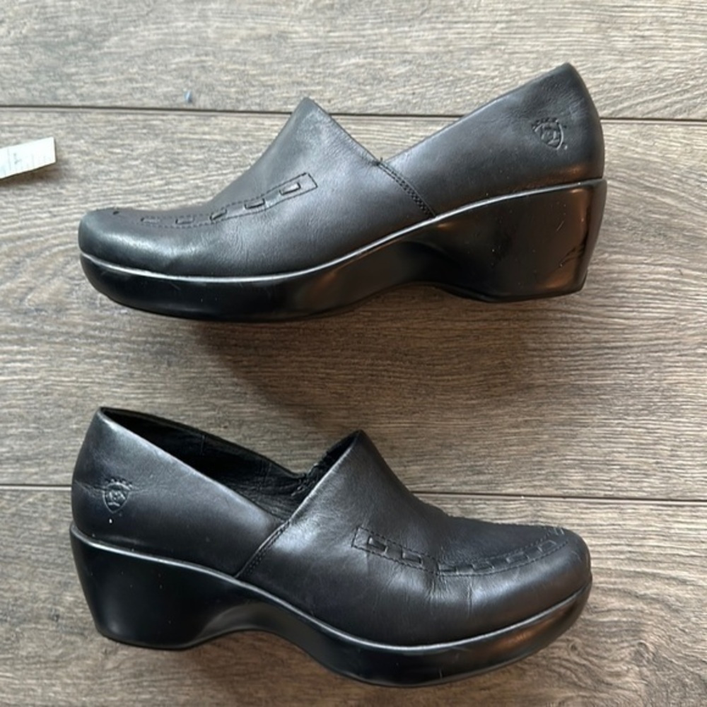 Ariat shoes loafers size 7.5 black leather stability cushioned